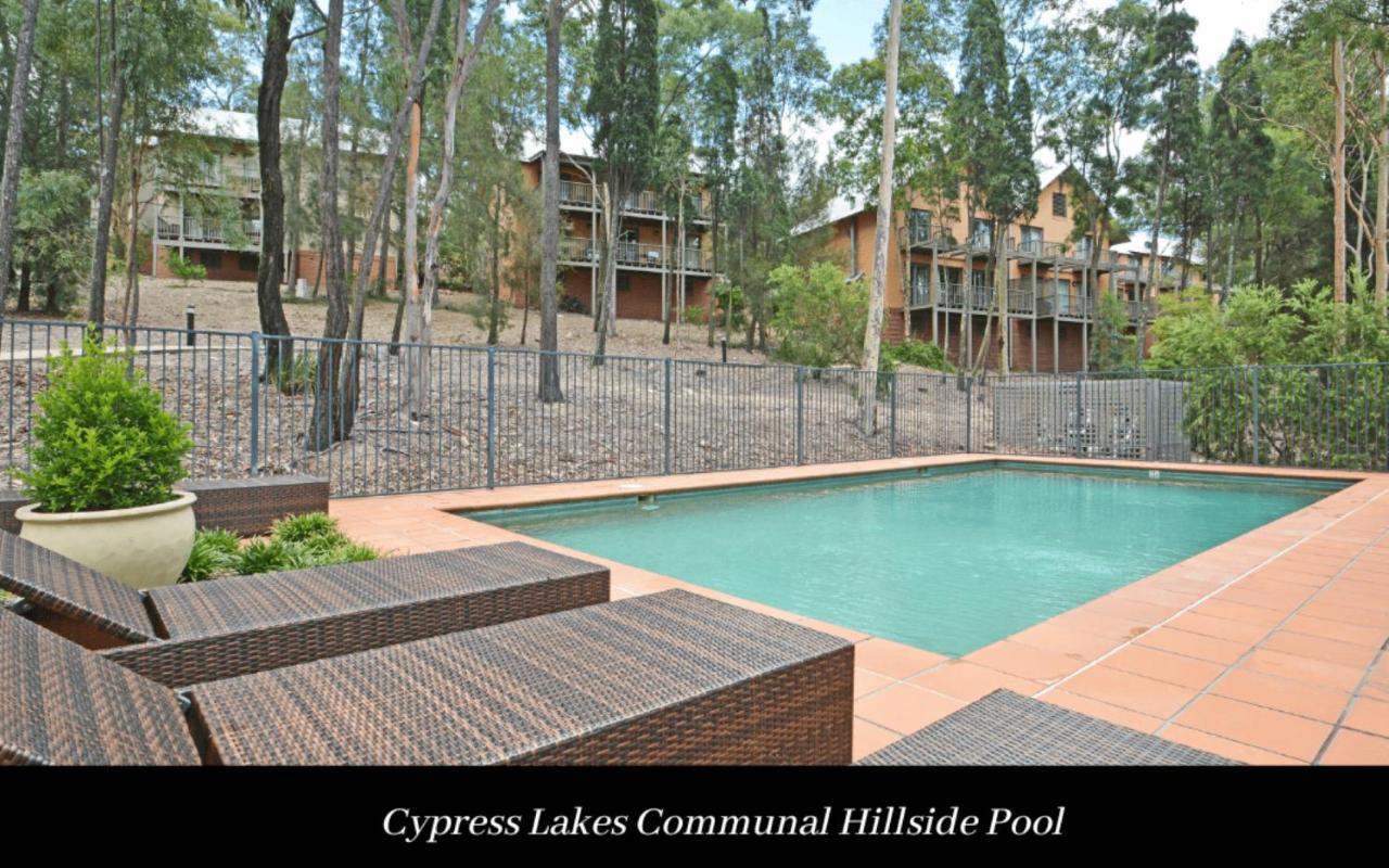 Villa 3Br Bella Vista Villa Located Within Cypress Lakes Resort Поколбин Екстериор снимка